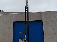 Crown esr 5260-16 opt3 reachtruck nn - afbeelding 9 van  22
