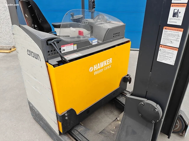 Crown esr 5260-16 opt3 reachtruck nn - afbeelding 11 van  22