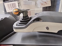 Crown reachtruck - afbeelding 6 van  7