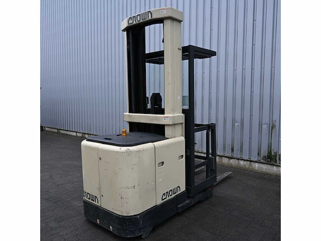 Crown sp3021tt6095 elektrische orderpicker - afbeelding 8 van  16