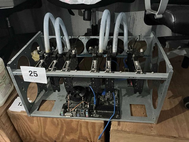 Cryptoblok - afbeelding 1 van  4