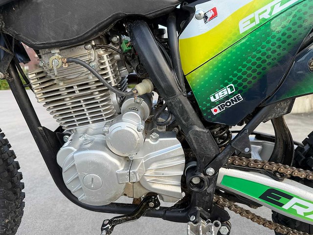 Crz - 300 s - crossmotor - motorfiets - afbeelding 11 van  19