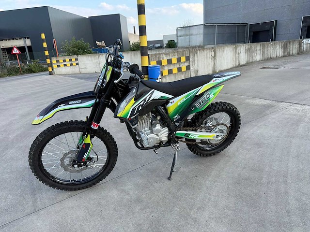 Crz - 300 s - crossmotor - motorfiets - afbeelding 14 van  19