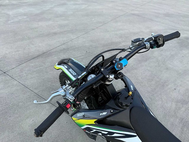 Crz - 300 s - crossmotor - motorfiets - afbeelding 8 van  12