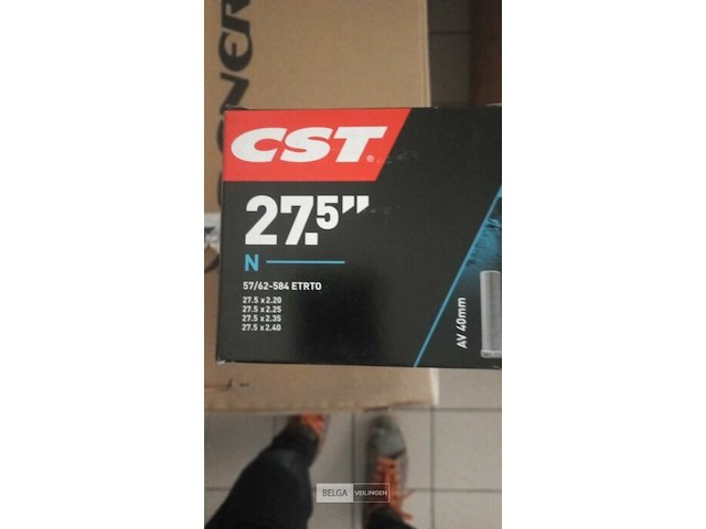 Cst binnenband 27,5 x 2.25–2.40 - afbeelding 1 van  1