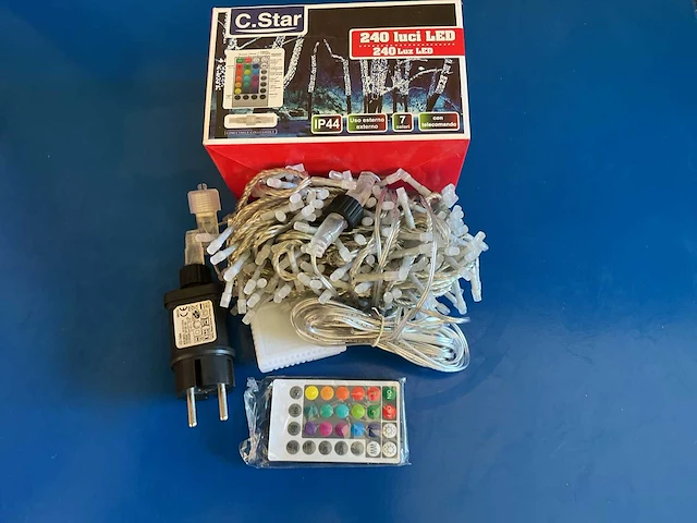 C.star ip44 kerst- & seizoensartikelen led 7 kleuren verlichting slingers (8x) - afbeelding 1 van  1