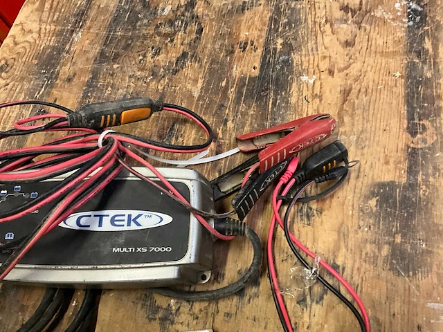 Ctek multi xs 7000 batterijlader - afbeelding 4 van  5