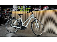 Cube - town hybrid one - elektrische fiets (nieuw) - afbeelding 3 van  4