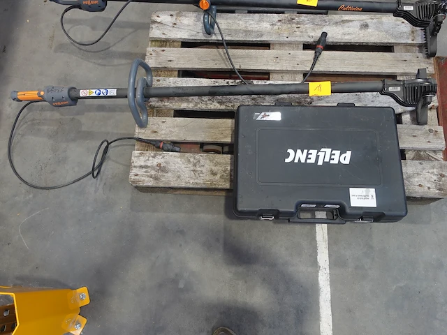 Cultivion machine pellenc - afbeelding 1 van  6