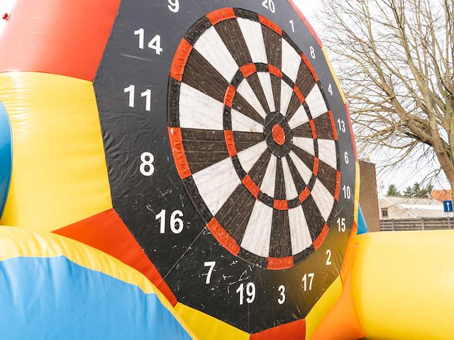 Custom - football darts - bouncy castle - afbeelding 2 van  4
