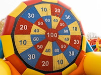 Custom - football darts - bouncy castle - afbeelding 3 van  4