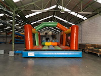 Custom design - bouncezilla - part 1 - obstacle course & bouncy castle