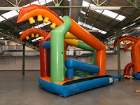 Custom design - bouncezilla - turn 1 - obstacle course & bouncy castle - afbeelding 3 van  4