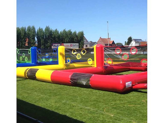 Custom design - rackfields - bouncy castle - afbeelding 1 van  1