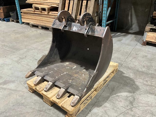 Cw10 - graafbak - afbeelding 1 van  13