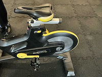 Cybex indoor cycle met scherm spinningbike - afbeelding 2 van  23