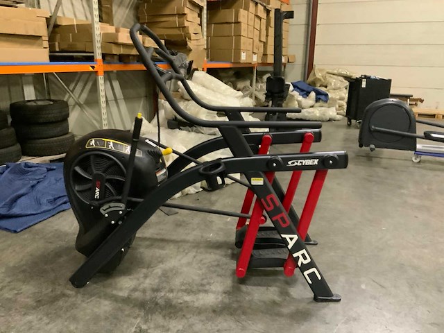 Cybex sparc elliptical crosstrainer - afbeelding 1 van  6