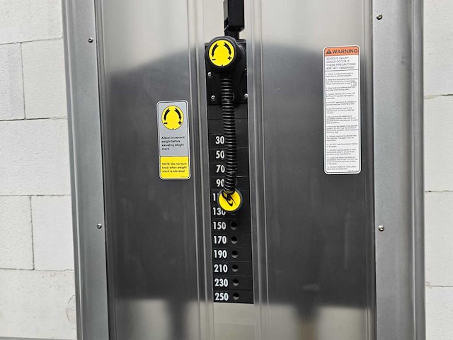 Cybex vr3 assisted dip/ pull up krachtstation - afbeelding 2 van  3