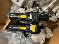 Cylinders, ventielen en diversen (72x) - afbeelding 13 van  13