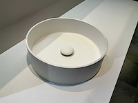 D-surface wastafelmeubel - afbeelding 3 van  5