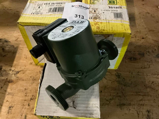 Dab vea35/180x circulatiepomp (3x) - afbeelding 1 van  4