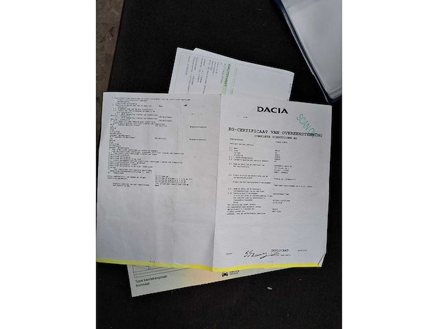 Dacia - 06-2018 - doker - personenauto - afbeelding 8 van  10