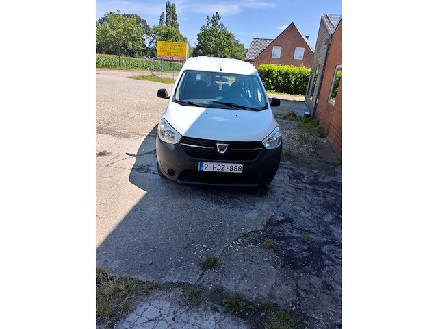 Dacia - 06-2018 - doker - personenauto - afbeelding 5 van  10