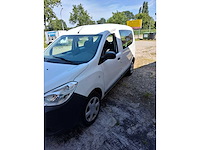 Dacia - 06-2018 - doker - personenauto - afbeelding 9 van  10