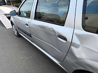 Dacia - 2011 - logan - personenauto - afbeelding 9 van  25