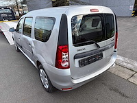 Dacia - 2011 - logan - personenauto - afbeelding 19 van  25