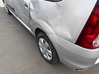 Dacia - 2011 - logan - personenauto - afbeelding 7 van  25