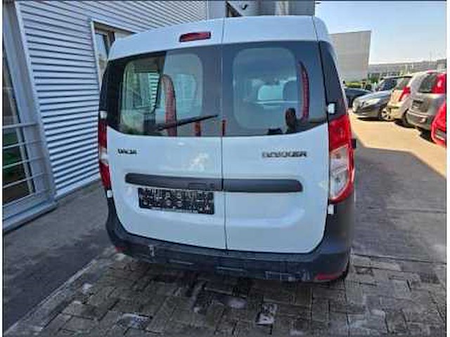 Dacia - dokker - car - 2018 - afbeelding 1 van  9