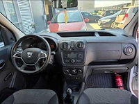Dacia - dokker - car - 2018 - afbeelding 9 van  9