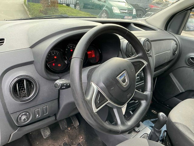 Dacia dokker bedrijfswagen - afbeelding 9 van  16