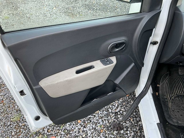 Dacia dokker bedrijfswagen - afbeelding 8 van  19