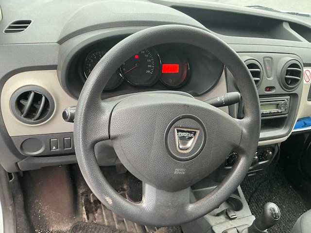 Dacia dokker lichte vrachtwagen - afbeelding 4 van  14