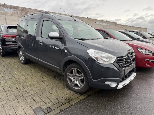 Dacia dokker stepway 1.6i sce stepway sl rainbow (eu6.2), 2019 - afbeelding 23 van  32