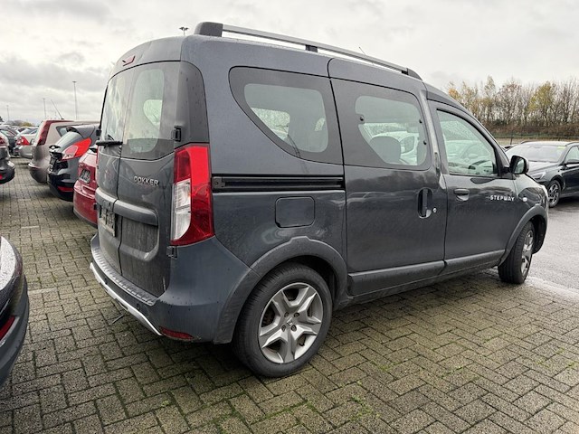 Dacia dokker stepway 1.6i sce stepway sl rainbow (eu6.2), 2019 - afbeelding 27 van  32