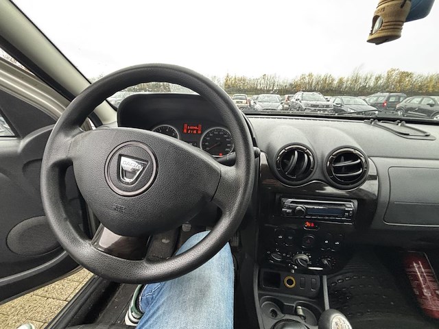 Dacia duster 1.5 dci 4x2 laureate fap, 2010 - afbeelding 4 van  35