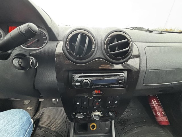 Dacia duster 1.5 dci 4x2 laureate fap, 2010 - afbeelding 5 van  35