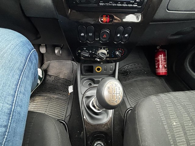 Dacia duster 1.5 dci 4x2 laureate fap, 2010 - afbeelding 6 van  35