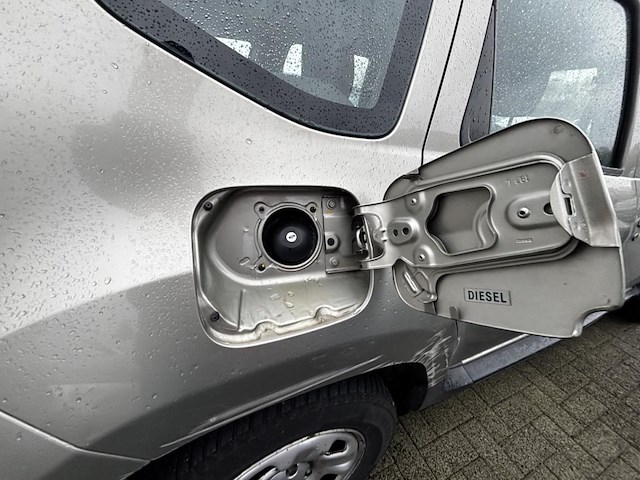 Dacia duster 1.5 dci 4x2 laureate fap, 2010 - afbeelding 11 van  35