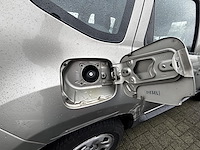 Dacia duster 1.5 dci 4x2 laureate fap, 2010 - afbeelding 11 van  35