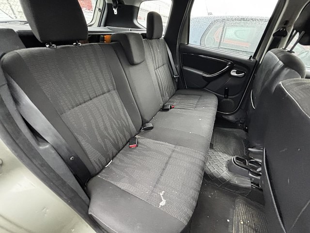 Dacia duster 1.5 dci 4x2 laureate fap, 2010 - afbeelding 13 van  35