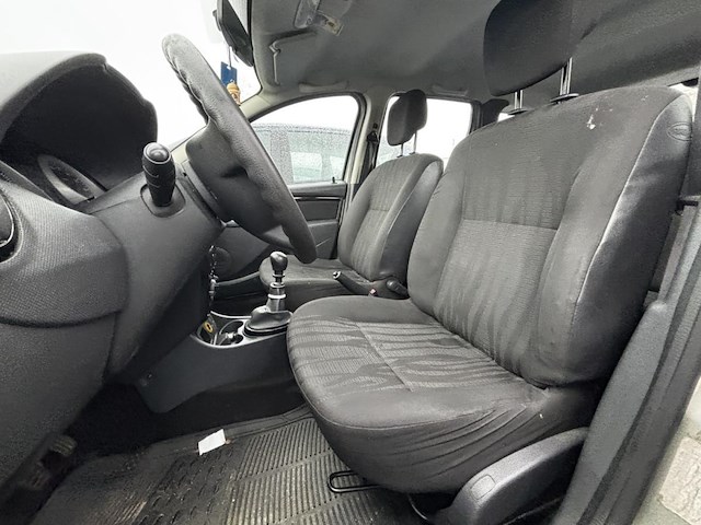 Dacia duster 1.5 dci 4x2 laureate fap, 2010 - afbeelding 34 van  35