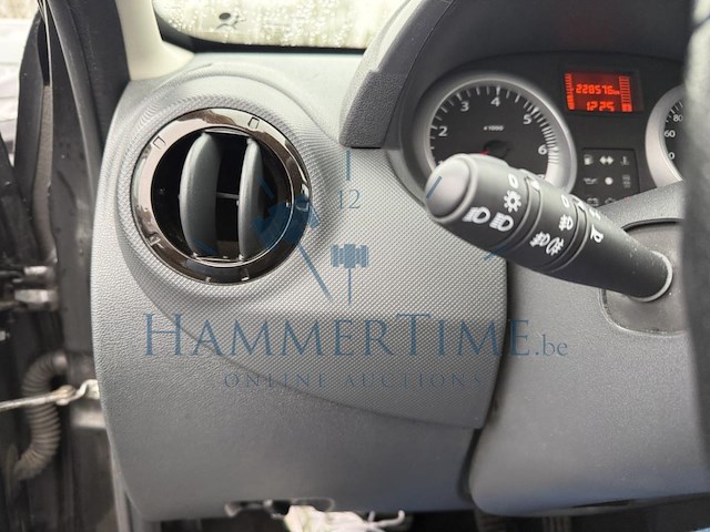 Dacia duster 1.5 dci 4x2 laureate fap, 2012 - afbeelding 9 van  32