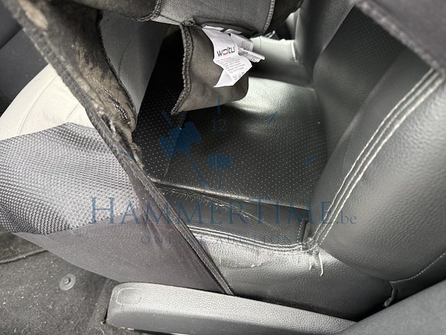 Dacia duster 1.5 dci 4x2 laureate fap, 2012 - afbeelding 32 van  32