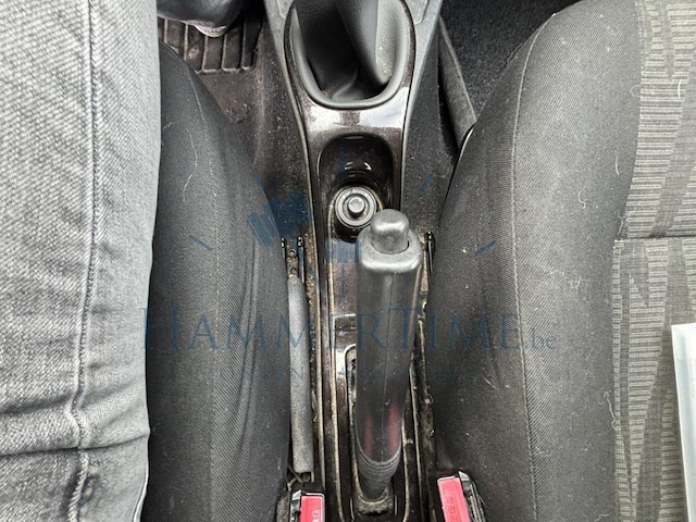 Dacia duster 1.5 dci 4x2 laureate fap, 2012 - afbeelding 8 van  33