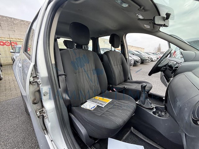 Dacia duster 1.5 dci 4x2 laureate fap, 2012 - afbeelding 17 van  33