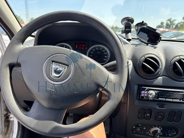 Dacia duster 1.6i 4x2, 2011 - afbeelding 4 van  24